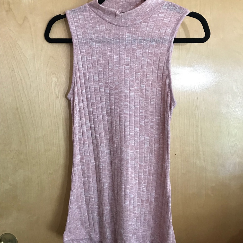 SLEEVELESS TURTLENECK TUNIC